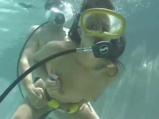 Underwater scuba bayan daisy duxxe part3