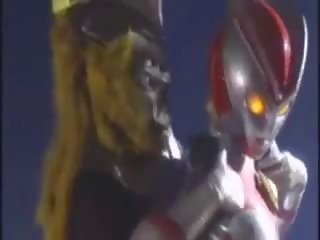 Ultraman: حر اليابانية & ultraman x يتم التصويت عليها فيلم فيلم ميلادي