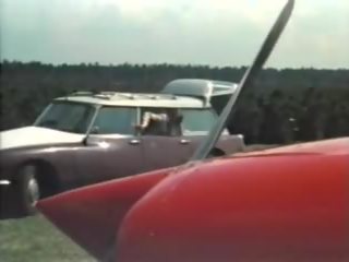 Abflug bermudas aka departure bermudas 1976: zadarmo dospelé klip 06