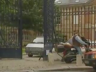 Le Petite Pute 1993: Petite Xxx xxx film clip fe